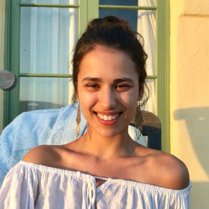 Meet your Posher, Dana